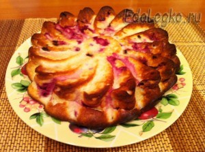 Пирог с брусникой - рецепт творожного пирога - готово