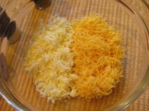 перец фаршированный сыром - тертый сыр