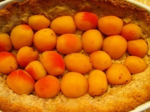 абрикосовый пирог - абрикосы