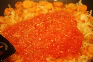 рецепт закуски из кабачков - пюре из помидоров