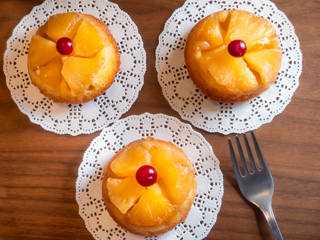 Пирог с ананасами — 4 вкусных пошаговых рецепта с фото